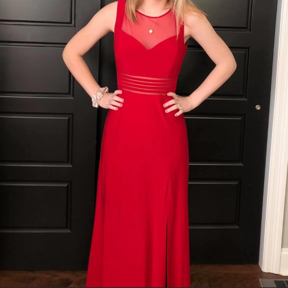 Red prom dress